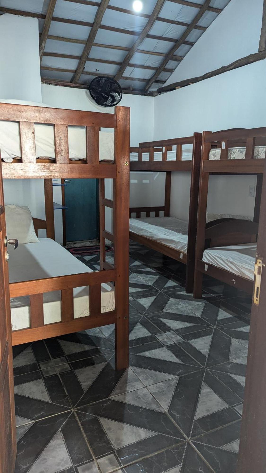 Hostel O Pescador Атінс Номер фото